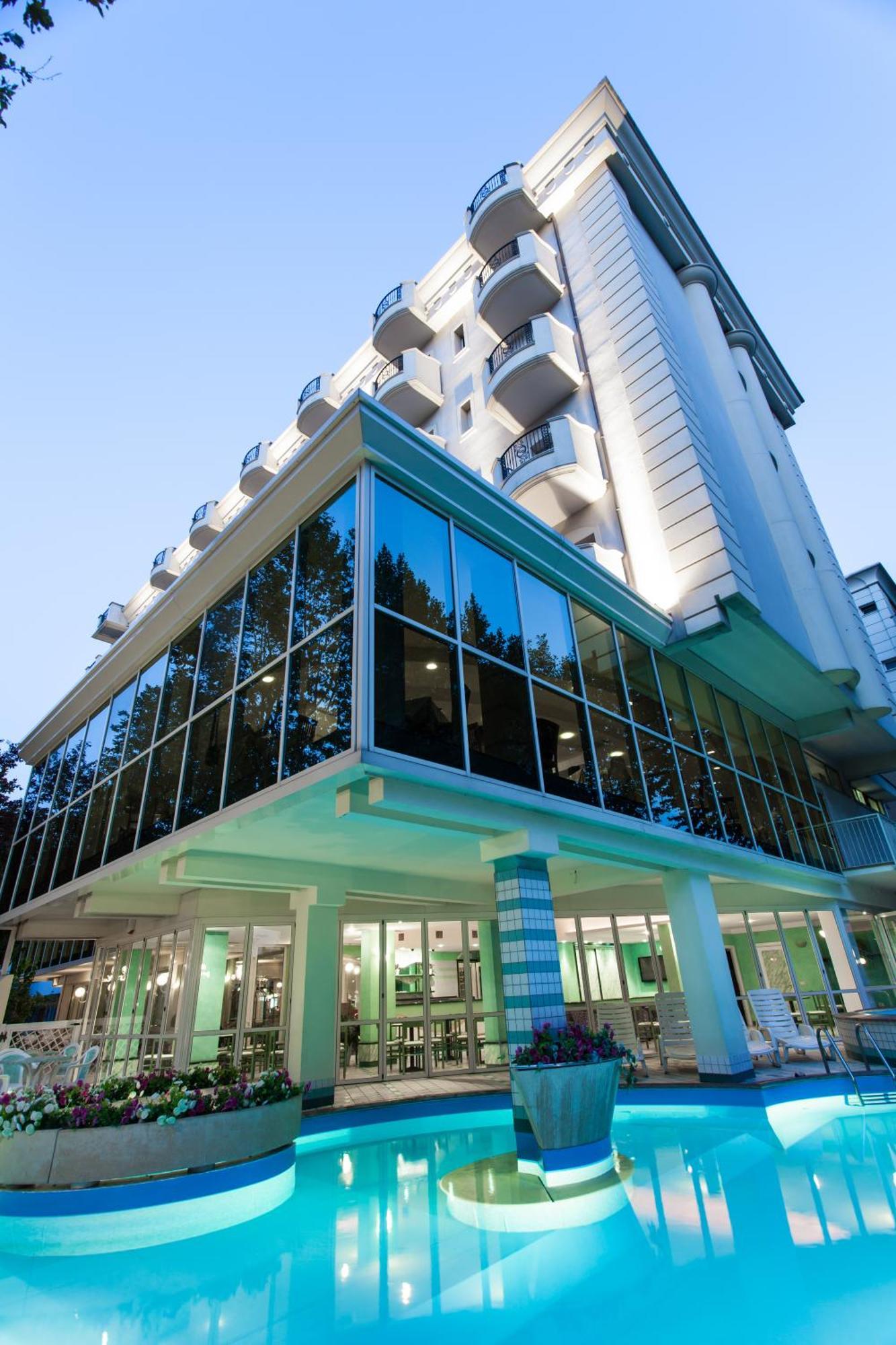 Michelangelo Cesenatico Hotel Exterior photo
