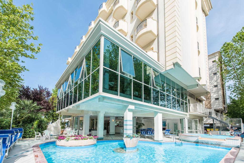 Michelangelo Cesenatico Hotel Exterior photo